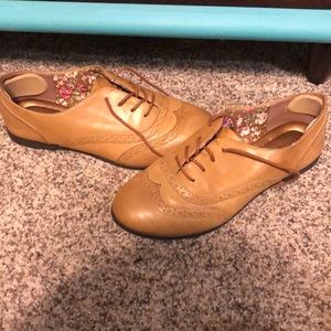 Flat Oxford Style Shoes